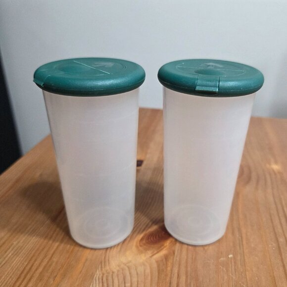 Vintage Tupperware One Touch Salt & Pepper Shaker set - Picture 6 of 7
